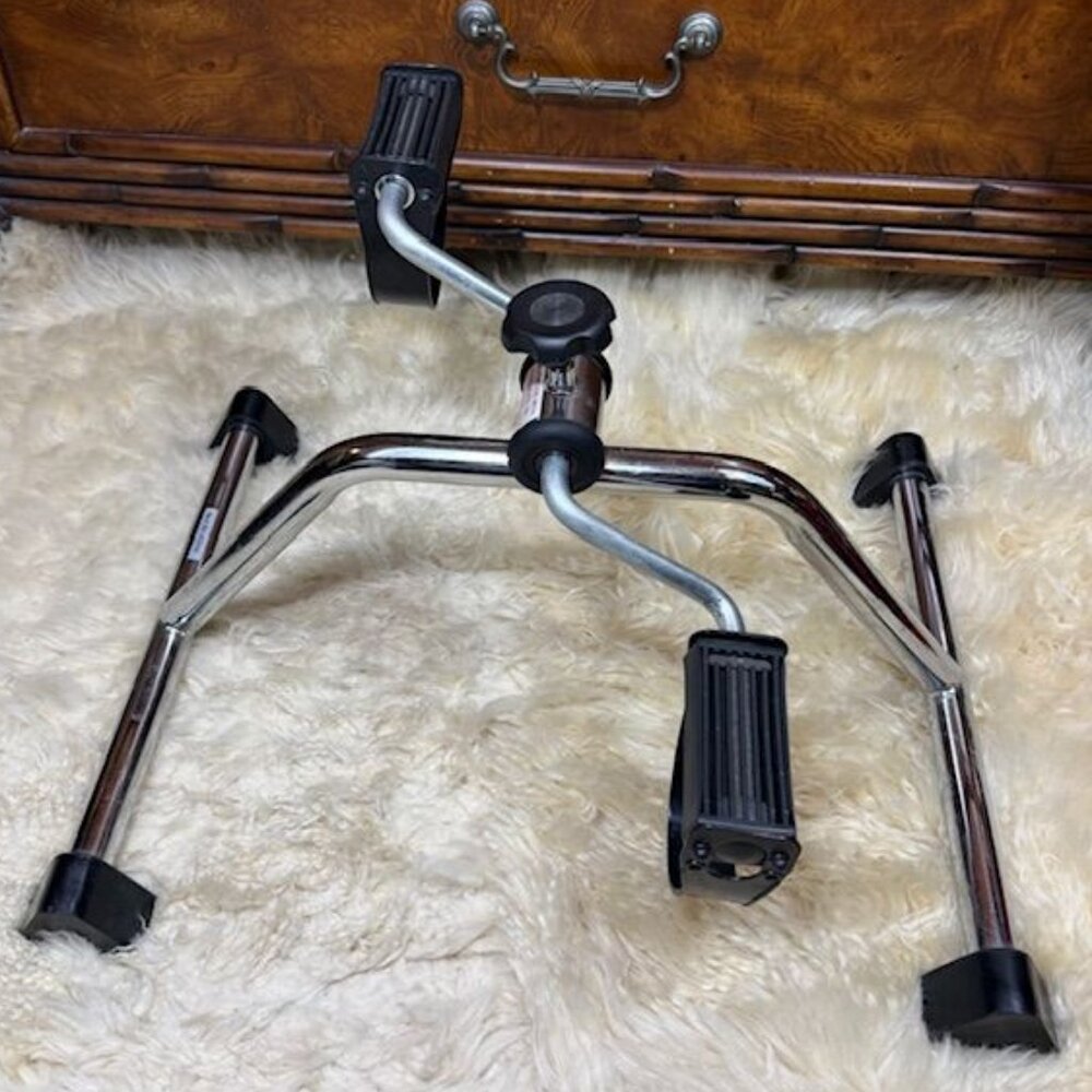 Under Desk Metal Pedal Leg Arm Exercise Cycle with Adjustable Resistance - Picture 5 of 8